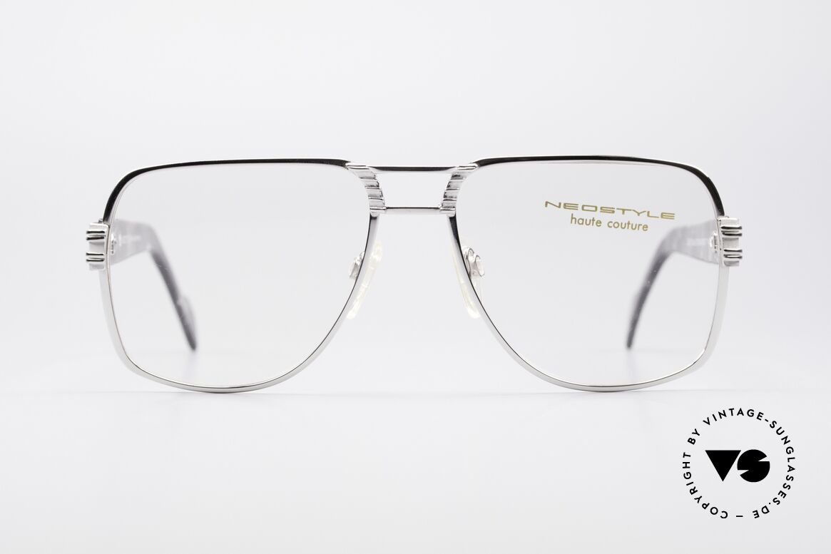 Neostyle Boutique 670 80's Men's Eyeglasses X-Large, monolithic vintage eyeglass-frame by Neostyle, Made for Men
