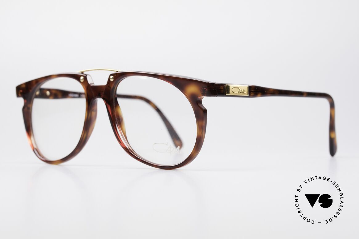 Cazal 645 Extraordinary Vintage Frame, great frame color / pattern (brown tortoise / gold), Made for Men