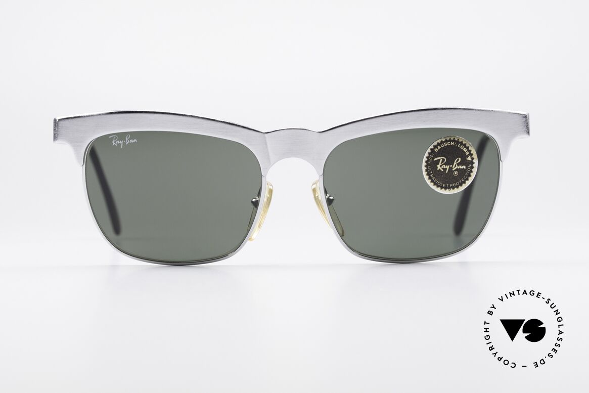 Ray Ban Nuevo 90's B&L Sunglasses W0756, interesting Ray-Ban design of the early 1990's, Made for Men and Women