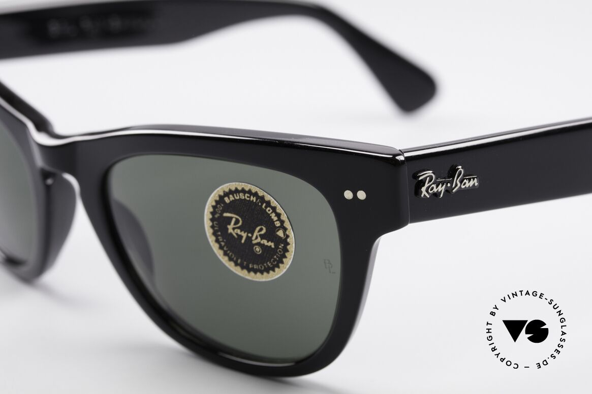 Ray Ban Laramie B&L Vintage Ladies Sunglasses, unworn (like all our vintage RAY-BAN sunglasses), Made for Women