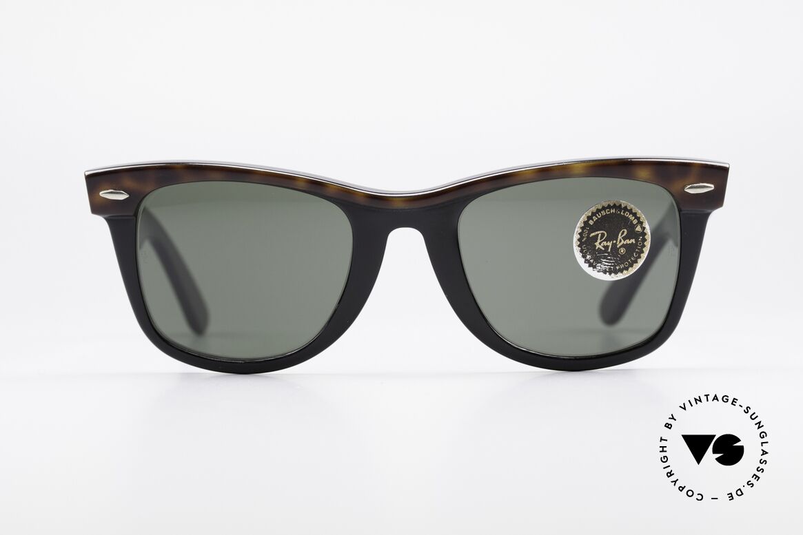 Ray Ban Wayfarer I Old B&L USA 80's Sunglasses, one of the downright classics of sunglass fashion, Made for Men and Women Ray Ban Wayfarer I Old B&L USA 80's Sunglasses, one of the downright classics of sunglass fashion, Made for Men and Women