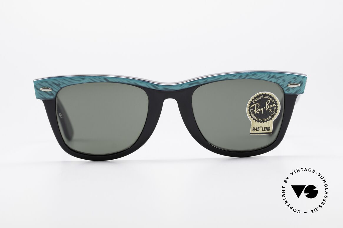 Ray Ban Wayfarer I Old 80's USA Sunglasses B&L, one of the downright classics of sunglass fashion, Made for Men and Women Ray Ban Wayfarer I Old 80's USA Sunglasses B&L, one of the downright classics of sunglass fashion, Made for Men and Women