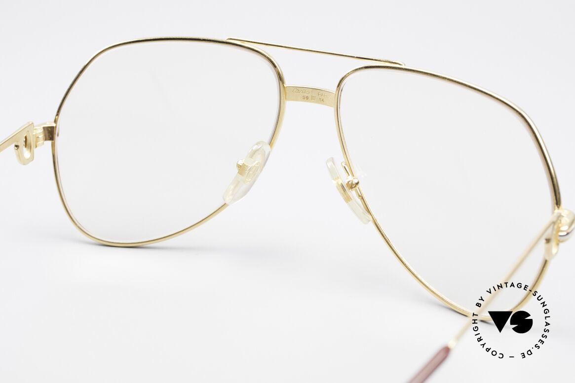 Cartier Vendome LC - M Changeable Cartier Lenses, the lenses are darker in the sun and lighter in the shade, Made for Men and Women