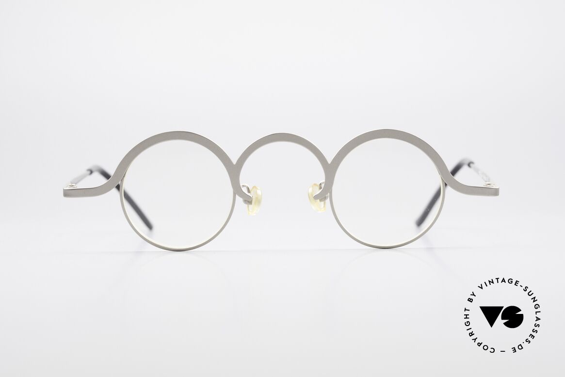 Theo Belgium Jeu Avant-Garde Vintage Specs, Theo Belgium = the most self-willed brand in the world, Made for Men and Women