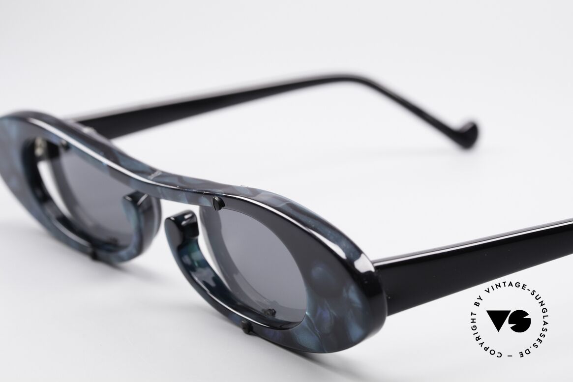 Theo Belgium Rage Avant-Garde Sunglasses 90's, enchanting ladies' model; full of verve; marbled blue, Made for Women
