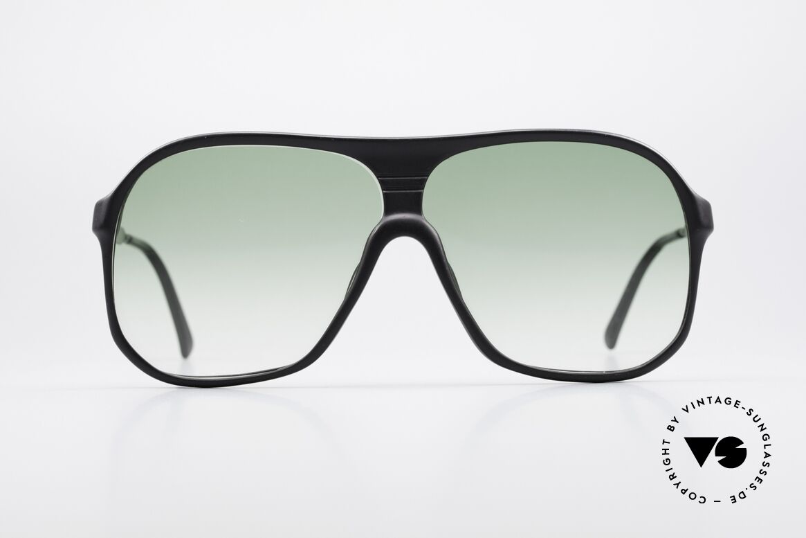 Carrera 5535 Optyl Sunglasses 70's Shades, frame made of durable and long-living OPTYL material, Made for Men