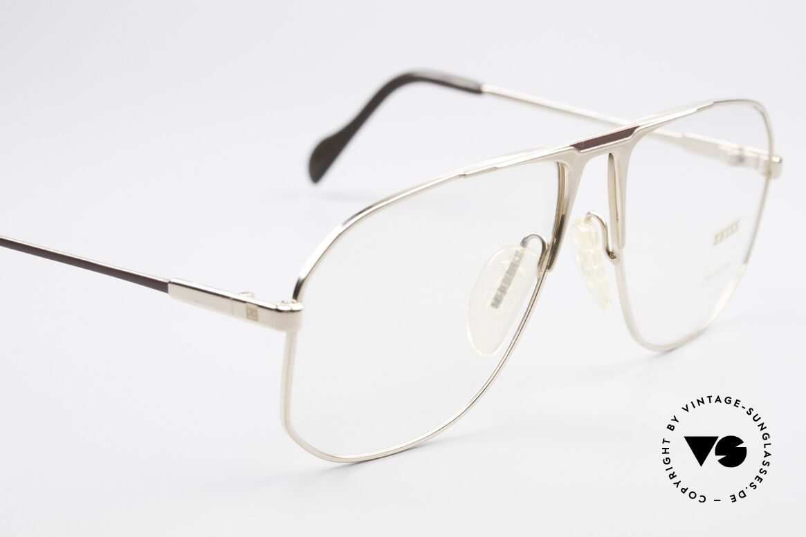 Zeiss 5871 80's West Germany Frame Men, unworn (like all our premium Zeiss vintage eyeglasses), Made for Men