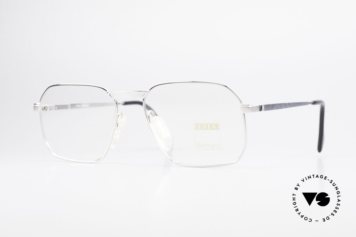 Zeiss 5922 Rare Old 90's Eyeglasses Men, sturdy vintage eyeglass-frame by Zeiss from app. 1990, Made for Men