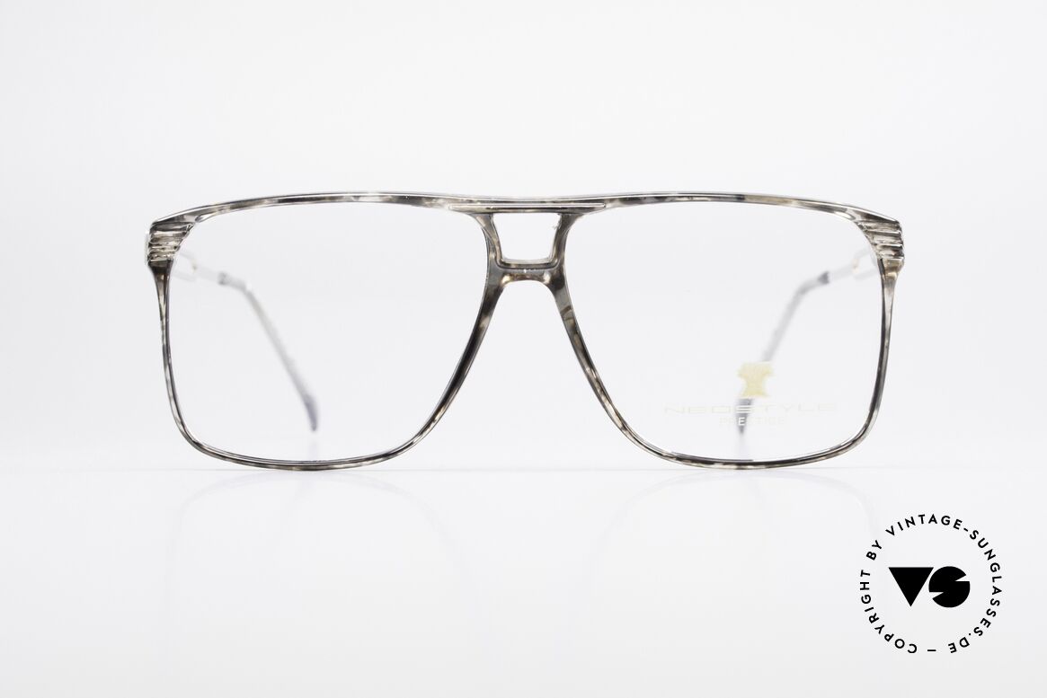 Neostyle Rotary Prestige 33 Titan Frame 80's Eyeglasses, striking 80's vintage eyeglass-frame in top-quality, Made for Men