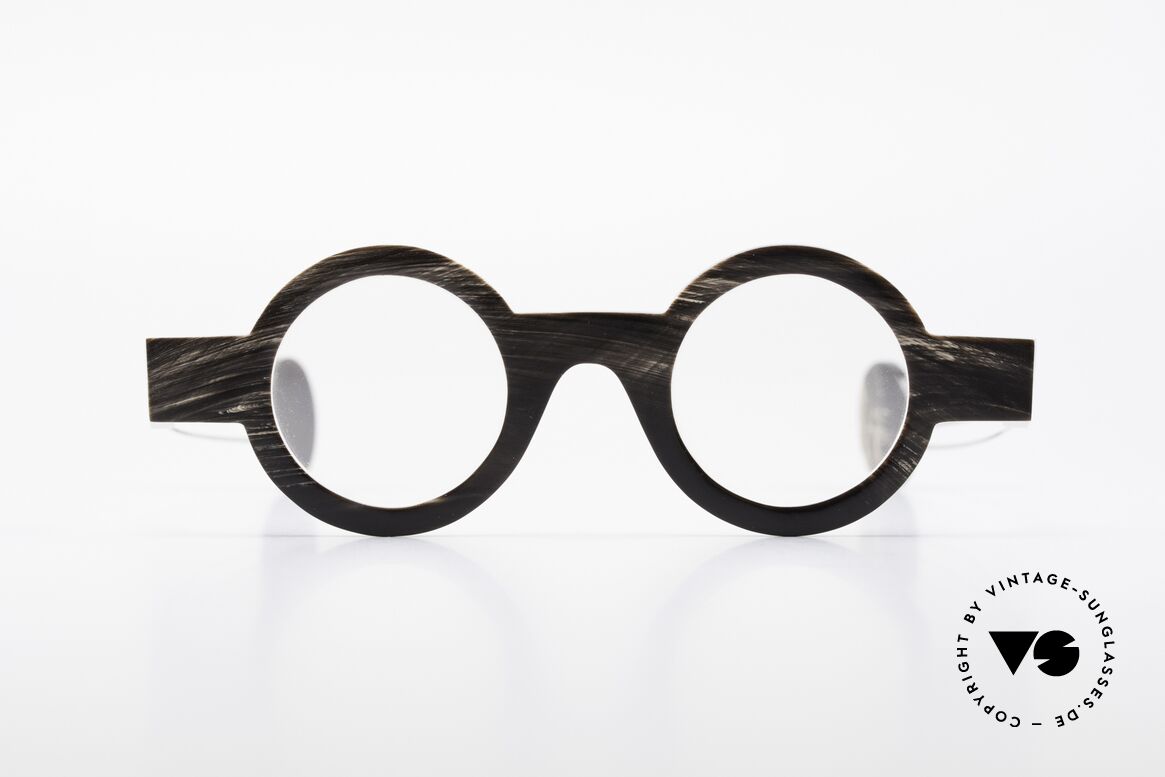 P. Klenk Bold 023 Horn Frame Twistable Temples, striking round horn eyeglass-frame by P. Klenk from 1994, Made for Men and Women
