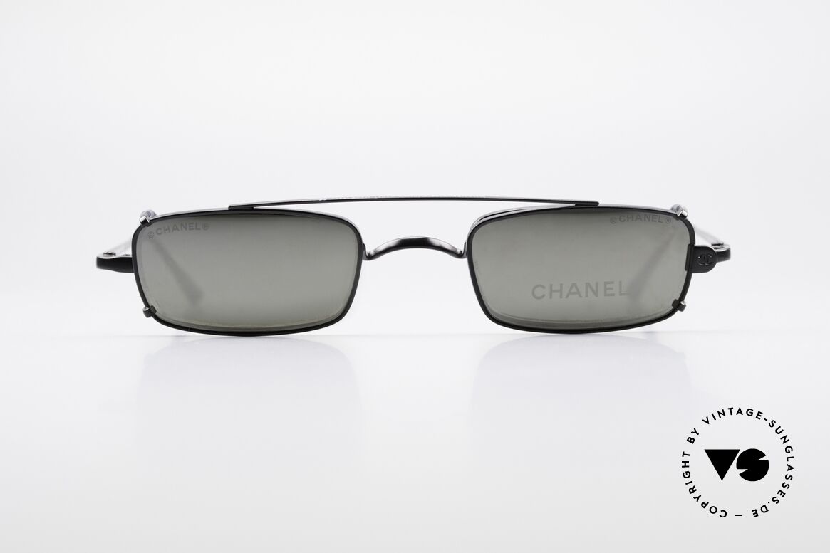 lunettes de soleil chanel 2038 small clip on en metal