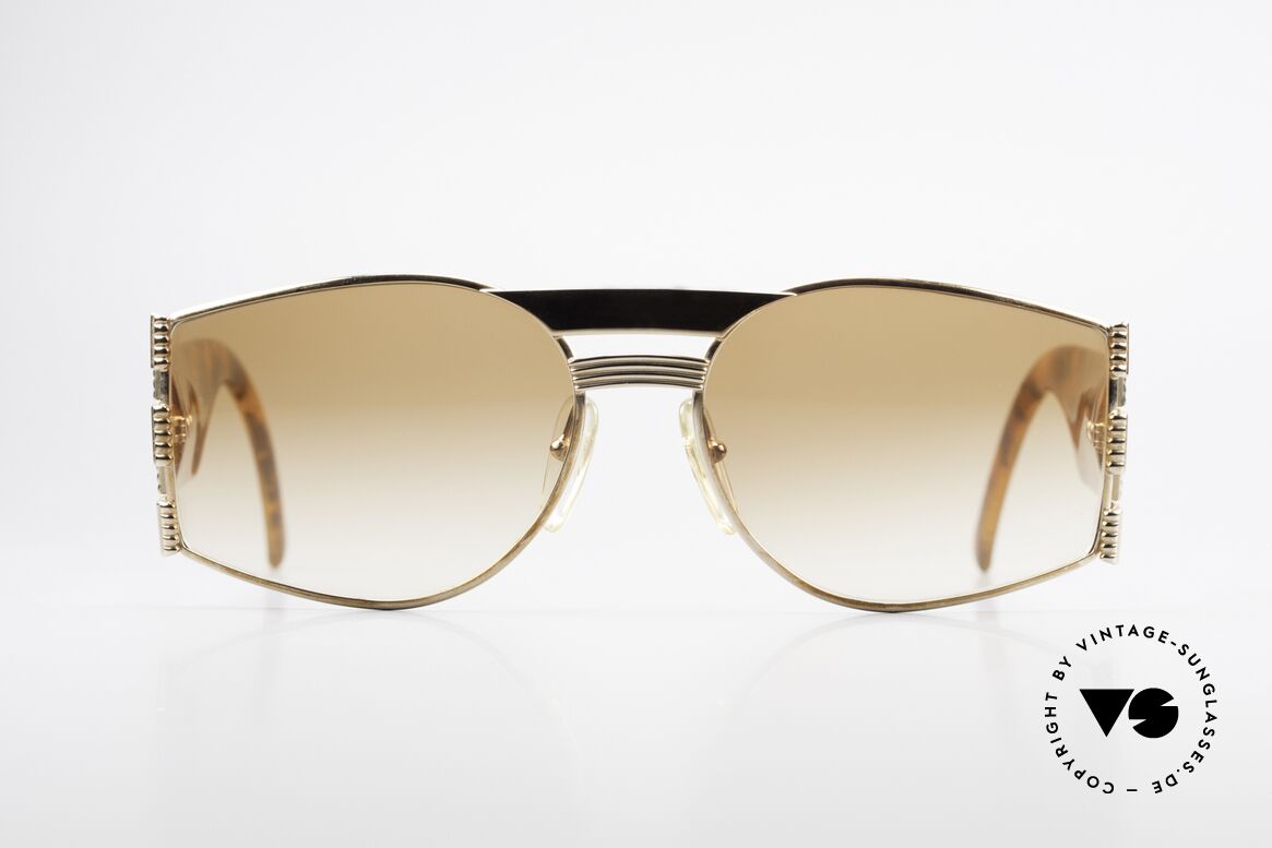 Christian Dior 2562 Vintage Designer Frame 80's, ostentatious vintage DIOR sunglasses from the 80's, Made for Men and Women
