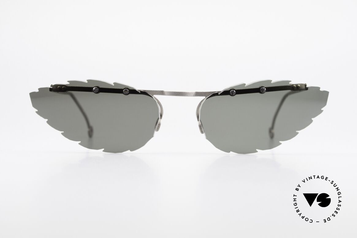 Theo Belgium Asis Lenses shaped like a leaf, Theo Belgium: the most self-willed brand in the world, Made for Men and Women