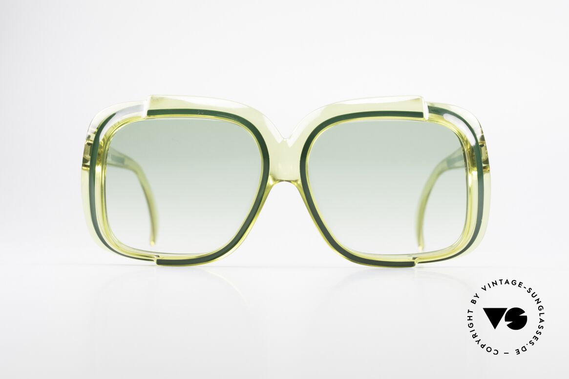 Christian Dior 2042 1970's Vintage Sunglasses, magical Christian Dior designer sunglasses of the 70's, Made for Women