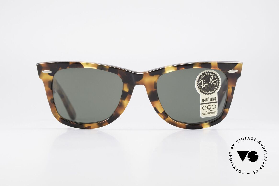 Ray Ban Wayfarer I Limited Edition USA Original, Wayfarer: the downright classic of sunglass fashion, Made for Men and Women Ray Ban Wayfarer I Limited Edition USA Original, Wayfarer: the downright classic of sunglass fashion, Made for Men and Women