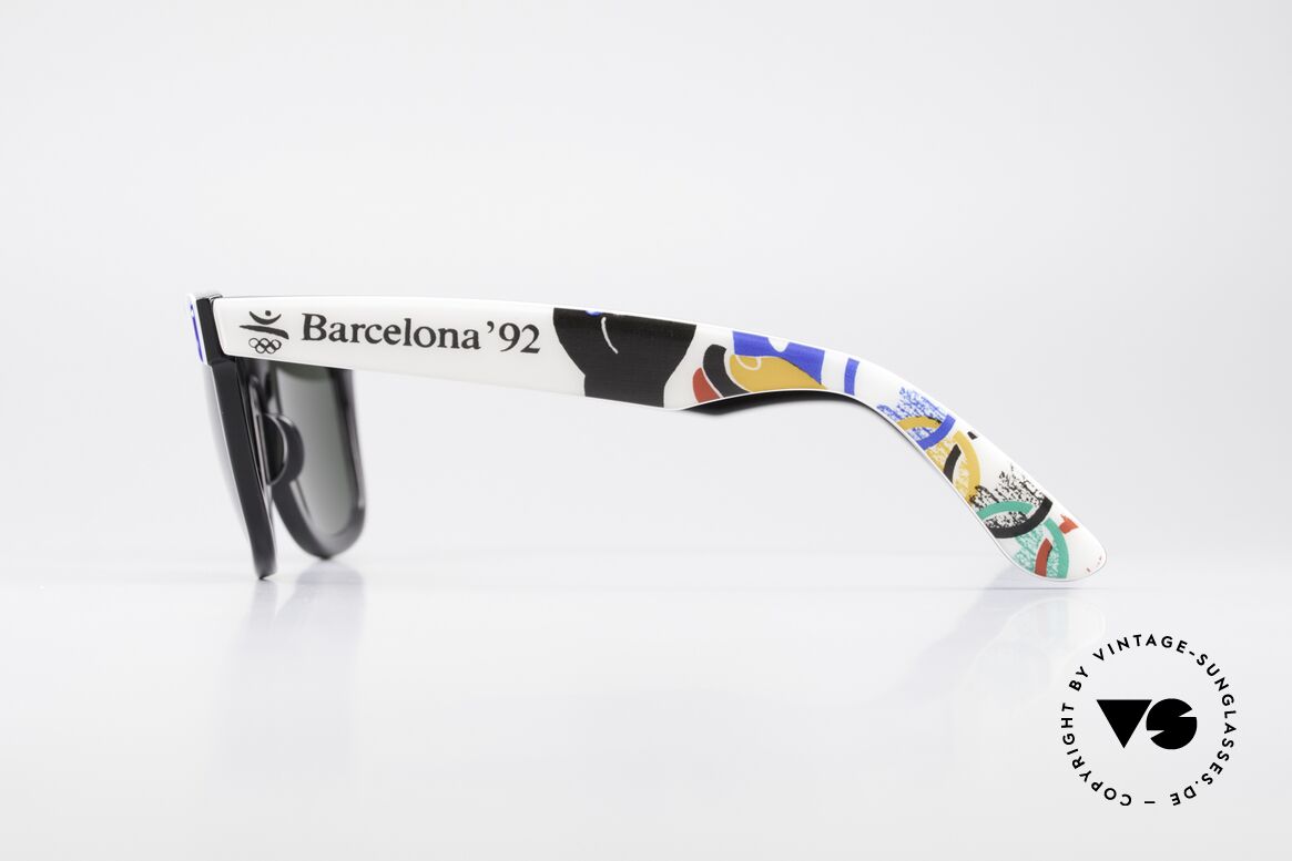 Ray Ban Wayfarer I Olympic Games Barcelona, NO RETRO sunglasses, but an authentic USA-original, Made for Men and Women