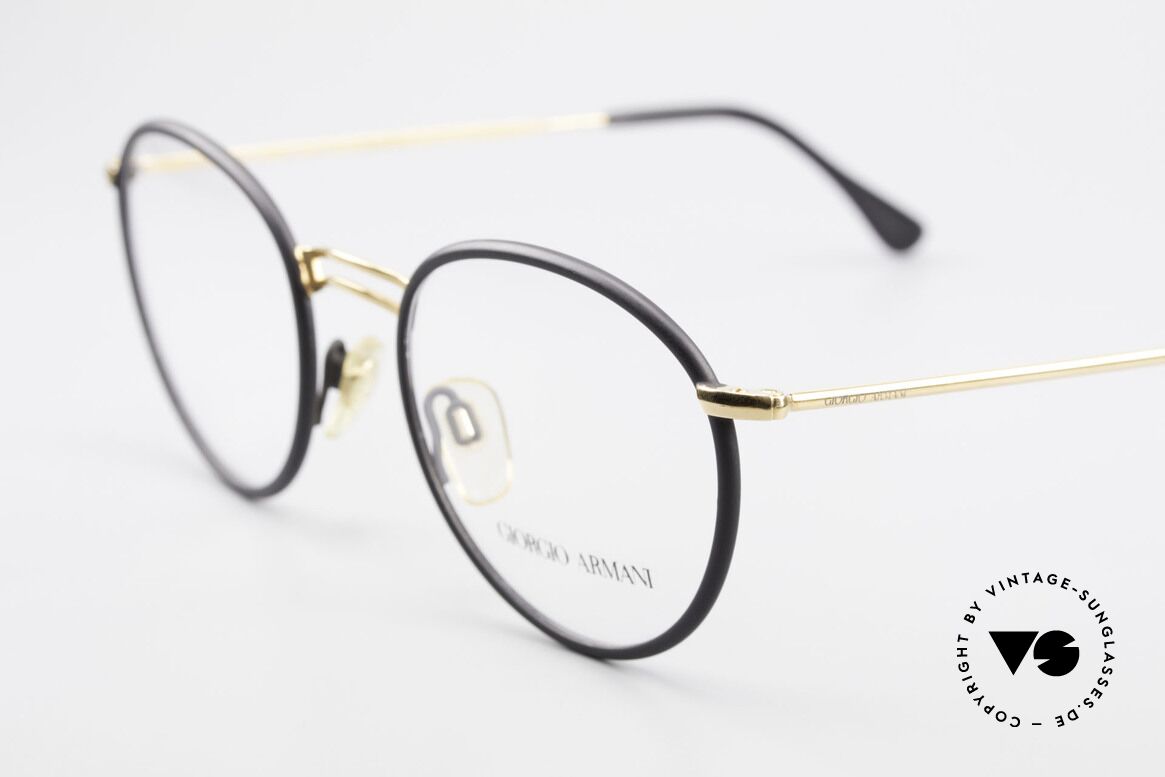Giorgio Armani 152 Classic Round Vintage Frame, never worn (like all our vintage Giorgio Armani specs), Made for Men