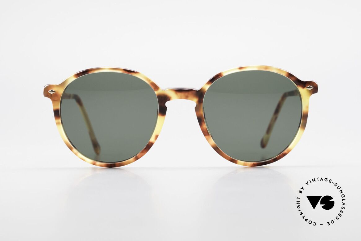 Giorgio Armani 325 Old Panto 90's Sunglasses, panto frame design with interesting "amber" pattern, Made for Men and Women