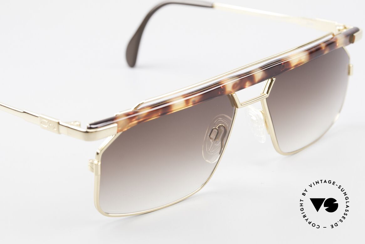 Cazal 752 Ultra Rare Vintage Shades 90's, true eye-catcher in color: "havana demi blond", Made for Men