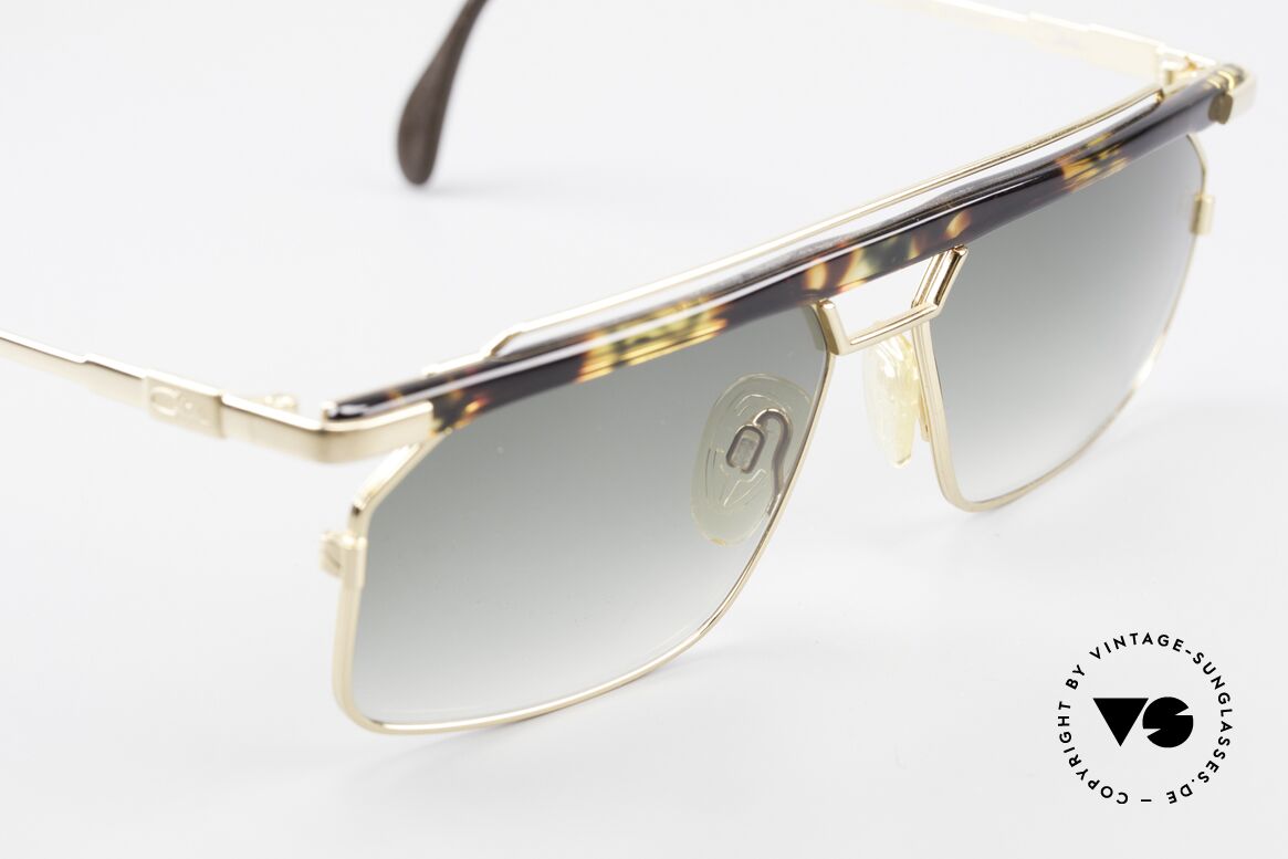 Cazal 752 Extraordinary Sunglasses 90's, a true eye-catcher in color: "amber-moss green", Made for Men