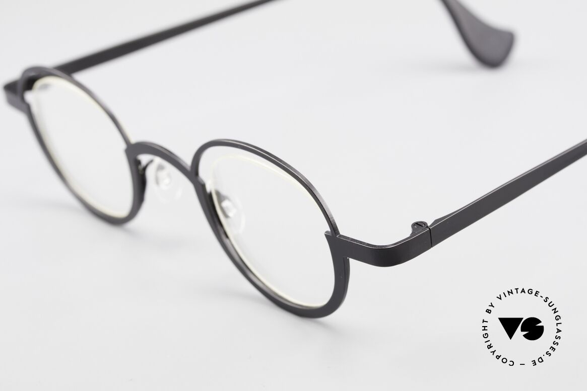 Theo Belgium Dozy Slim Rimless 90's Metal Eyeglasses, an extraordinary designer piece by THEO BELGIUM, Made for Men and Women