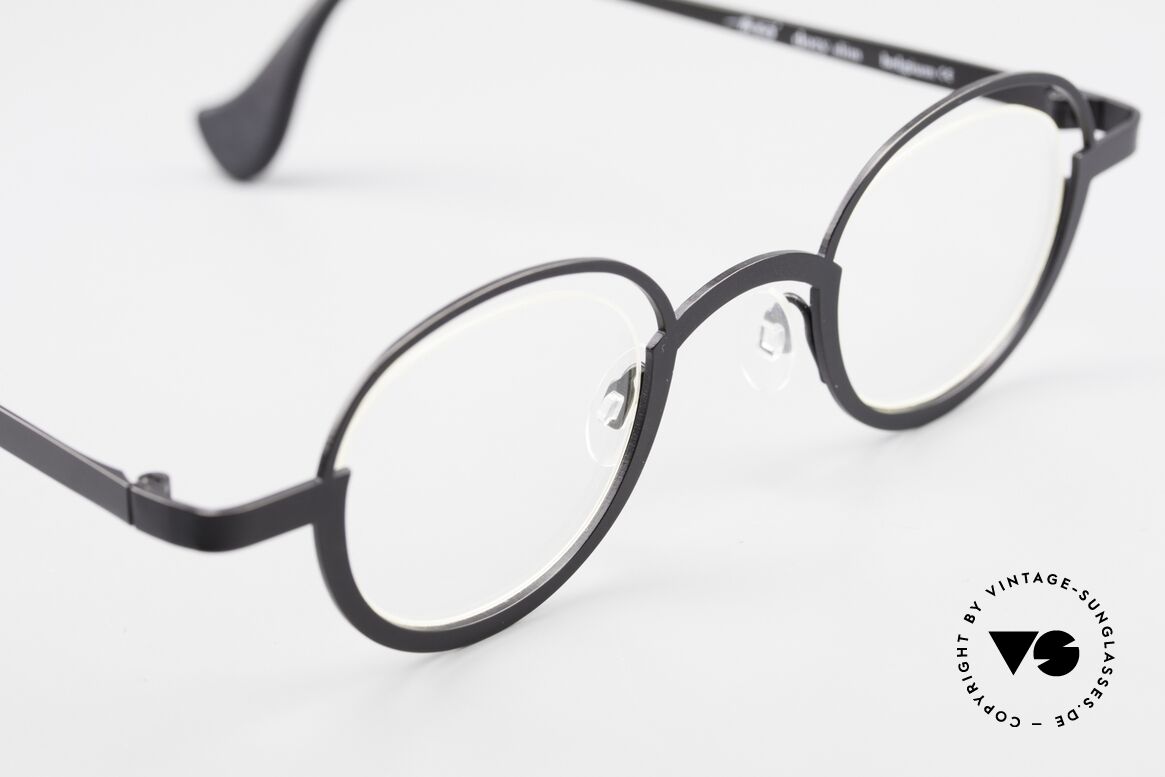 Theo Belgium Dozy Slim Rimless 90's Metal Eyeglasses, unworn, one of a kind, Theo specs for all who dare, Made for Men and Women