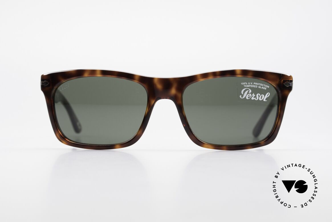 Persol 3062 Classic Unisex Sunglasses, classic timeless design and best craftsmanship, Made for Men and Women