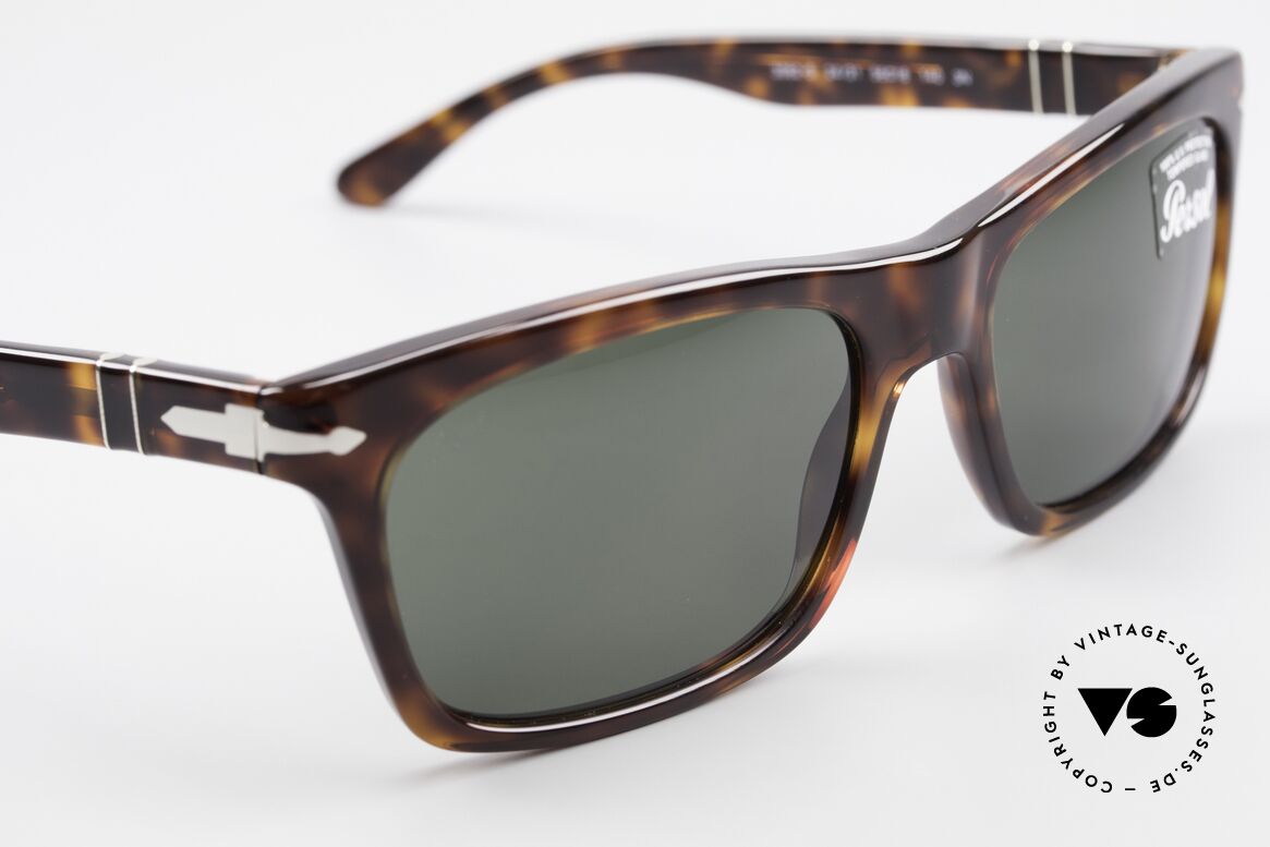 Persol 3062 Classic Unisex Sunglasses, reissue of the old vintage Persol RATTI models, Made for Men and Women