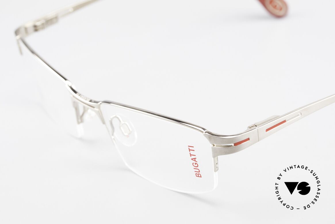 Bugatti 456 Nylor Titan Frame Palladium, sporty frame & lens design + flexible spring hinges, Made for Men