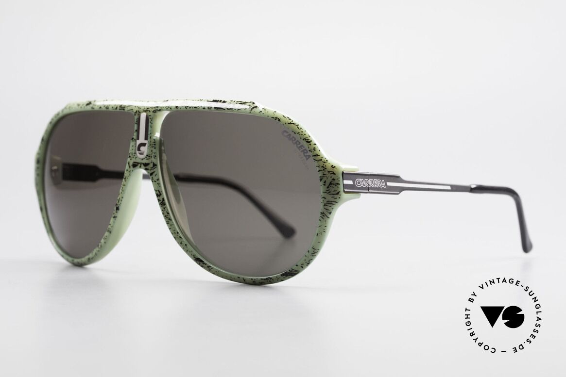 Carrera 5565 80's Vintage Sunglasses Optyl, everlasting Optyl-frame still shines like just produced, Made for Men and Women
