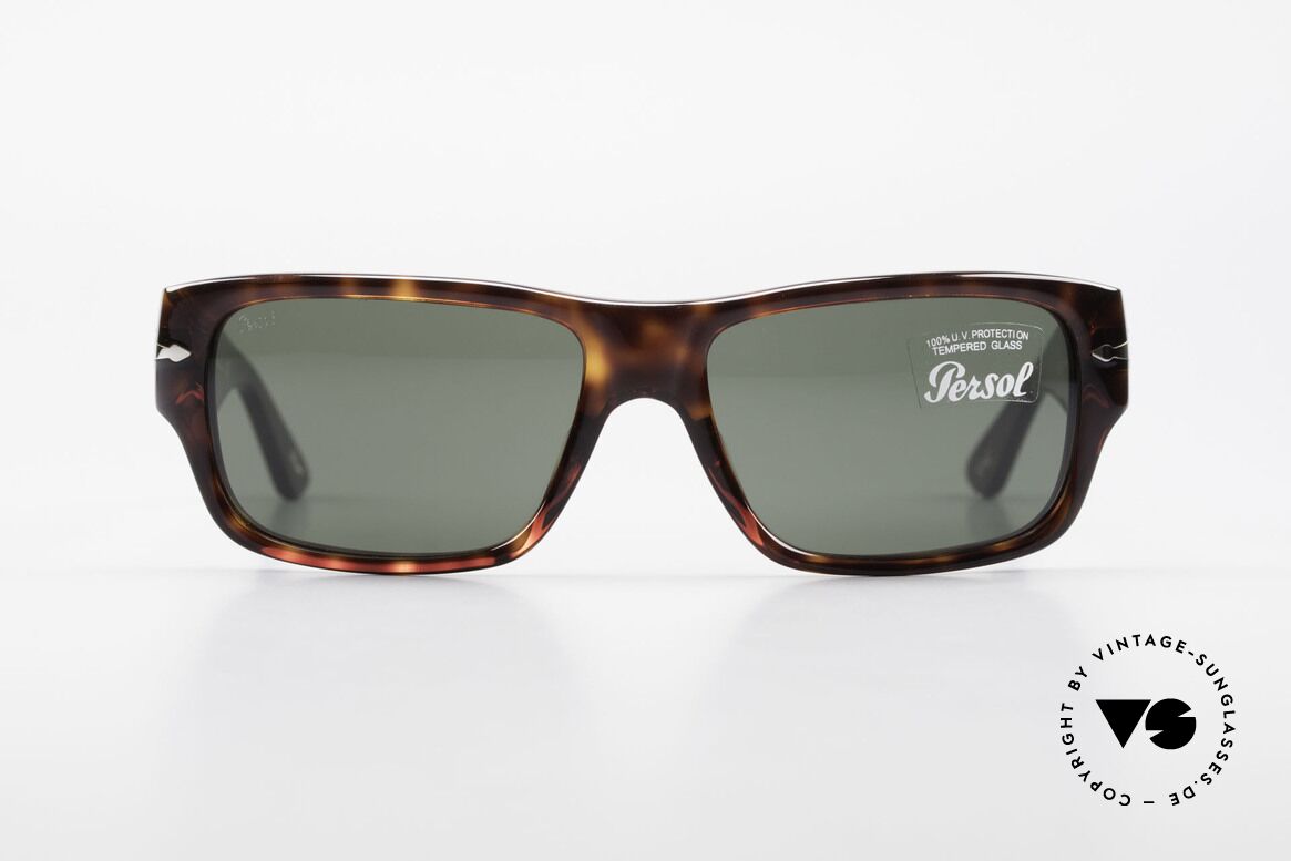 Persol 2956 Classic Persol Sunglasses, model 2956: very elegant sunglasses by Persol, Made for Men and Women