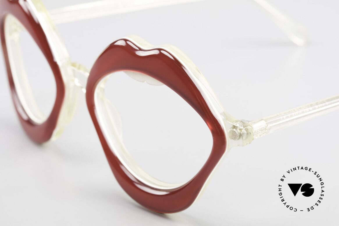 Anglo American Optical LIPS Art Frame Rare Museum Piece, specifically made for the 'Haute Couture' Shows; Paris, Made for Women