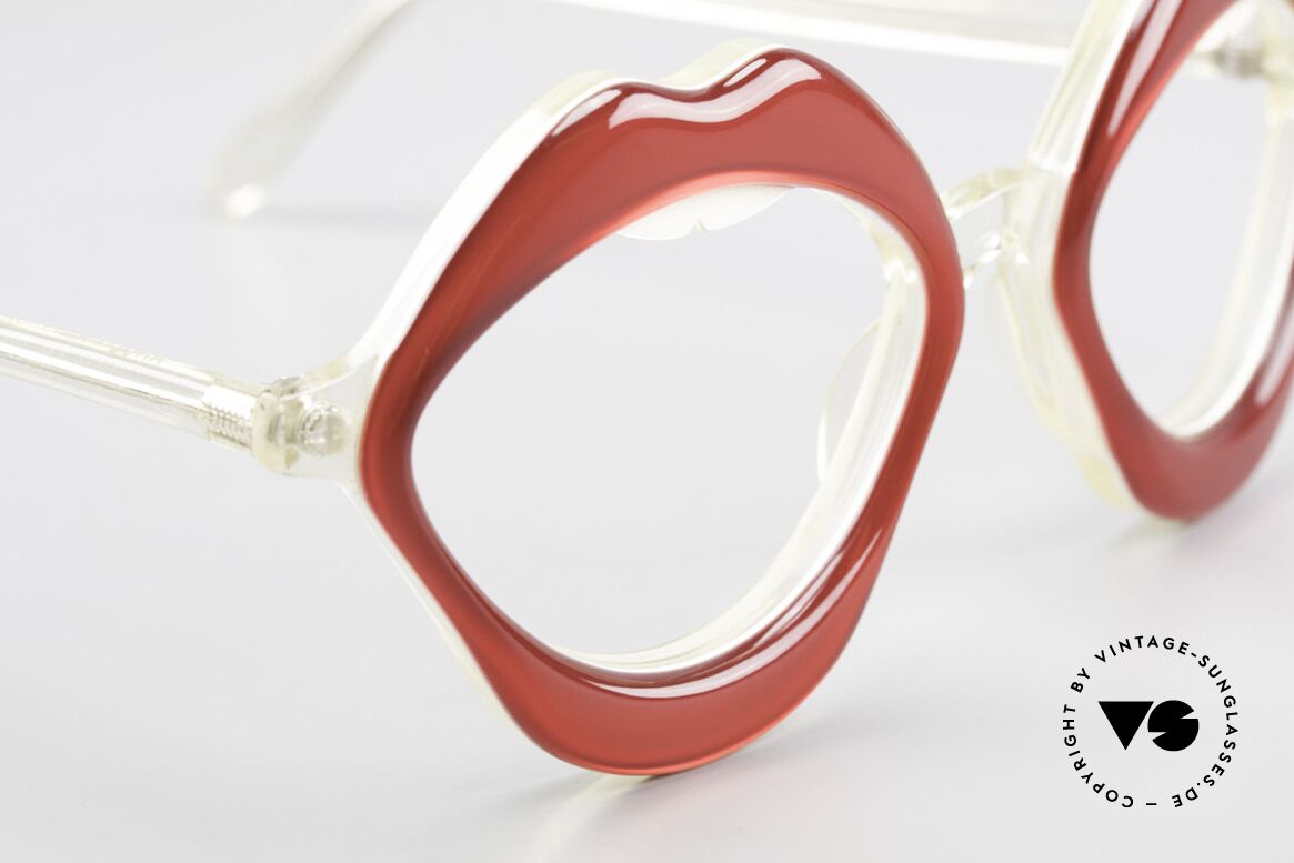 Anglo American Optical LIPS Art Frame Rare Museum Piece, one of a kind, collector's item (belongs in a museum), Made for Women
