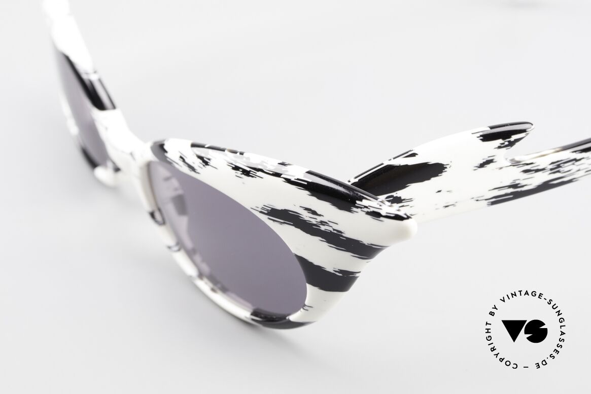 Alain Mikli D309 / 2105 Limited Edition 101 Dalmatians, unworn (like all our vintage Alain MIKLI Paris glasses), Made for Women
