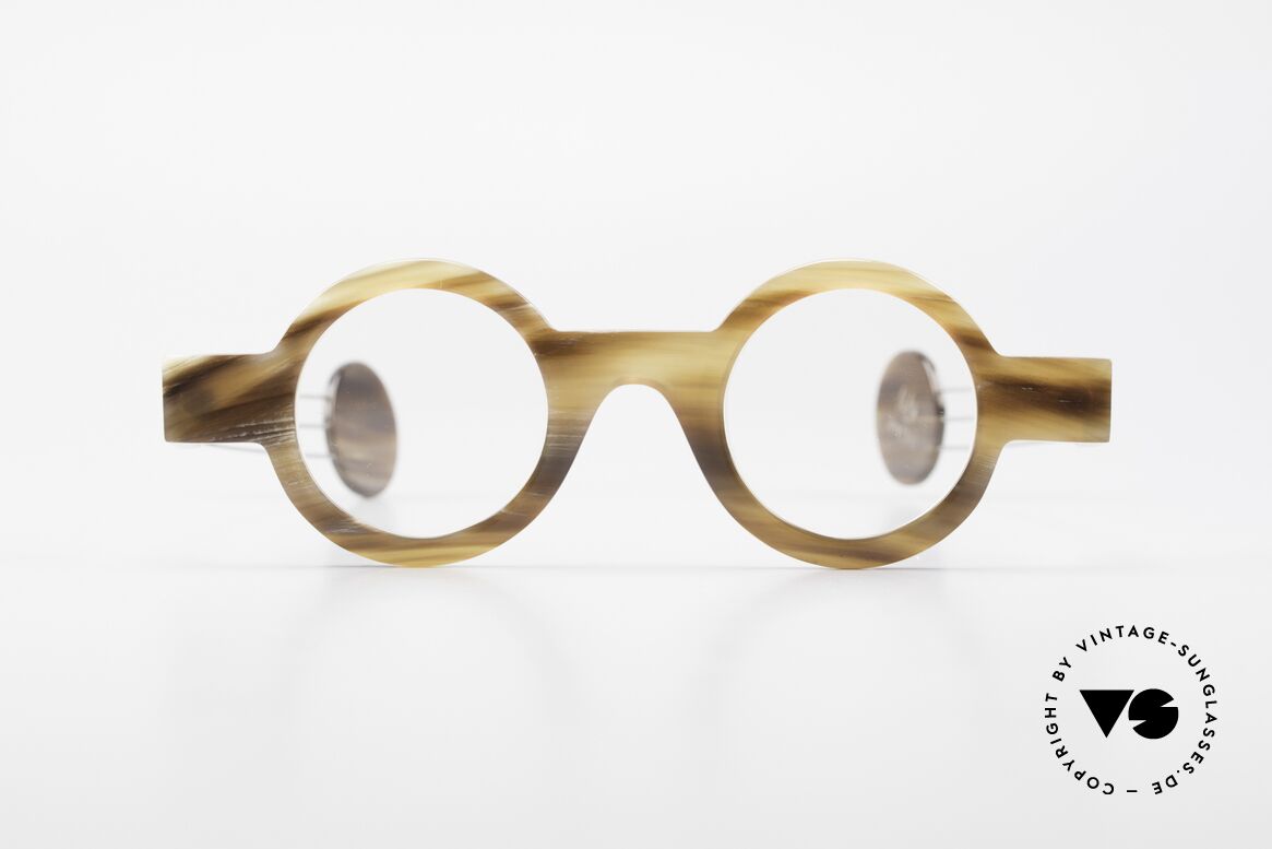 P. Klenk Bold 022 Horn Frame Twistable Temples, striking round horn eyeglass-frame by P. Klenk from 1991, Made for Men and Women
