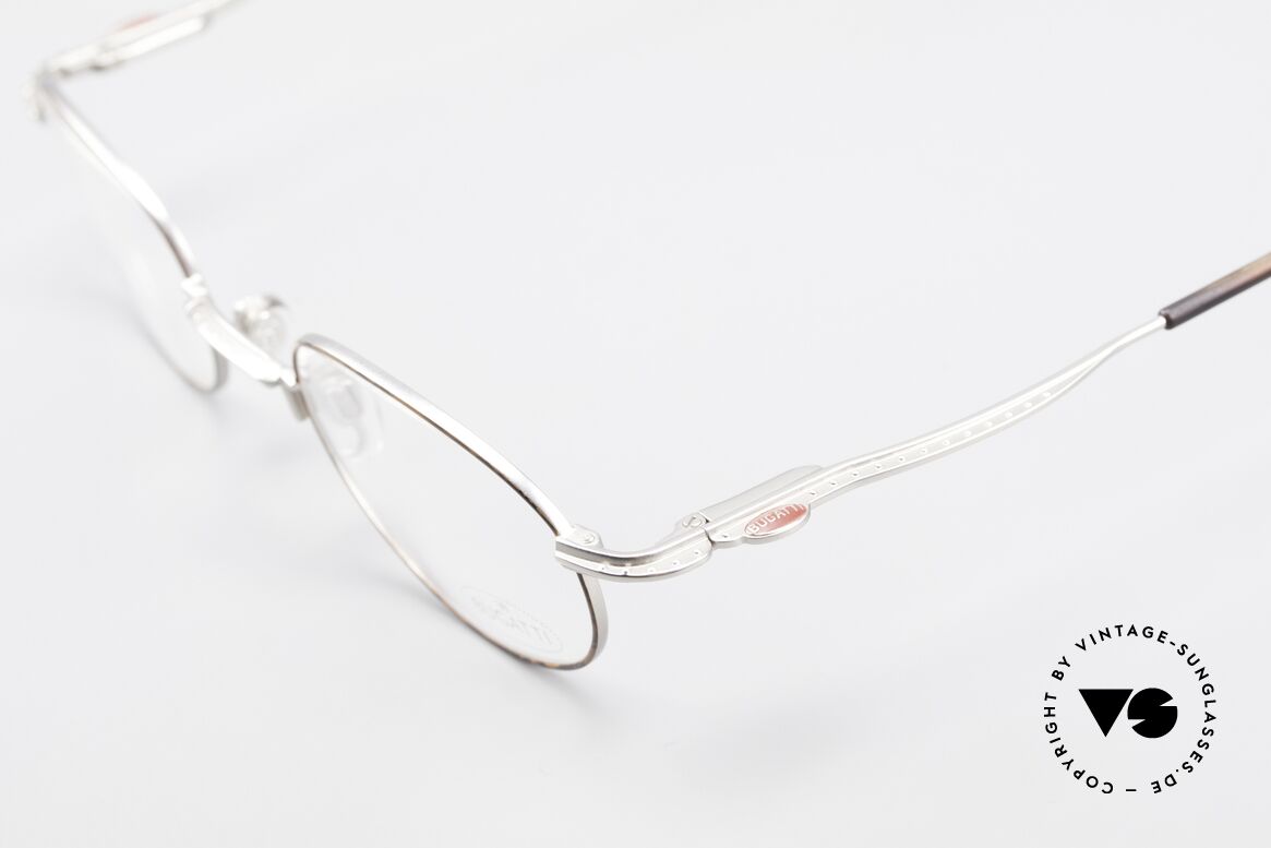Bugatti 23547 Rare 90's Titanium Eyeglasses, this VINTAGE frame is at the top of the eyewear sector, Made for Men and Women