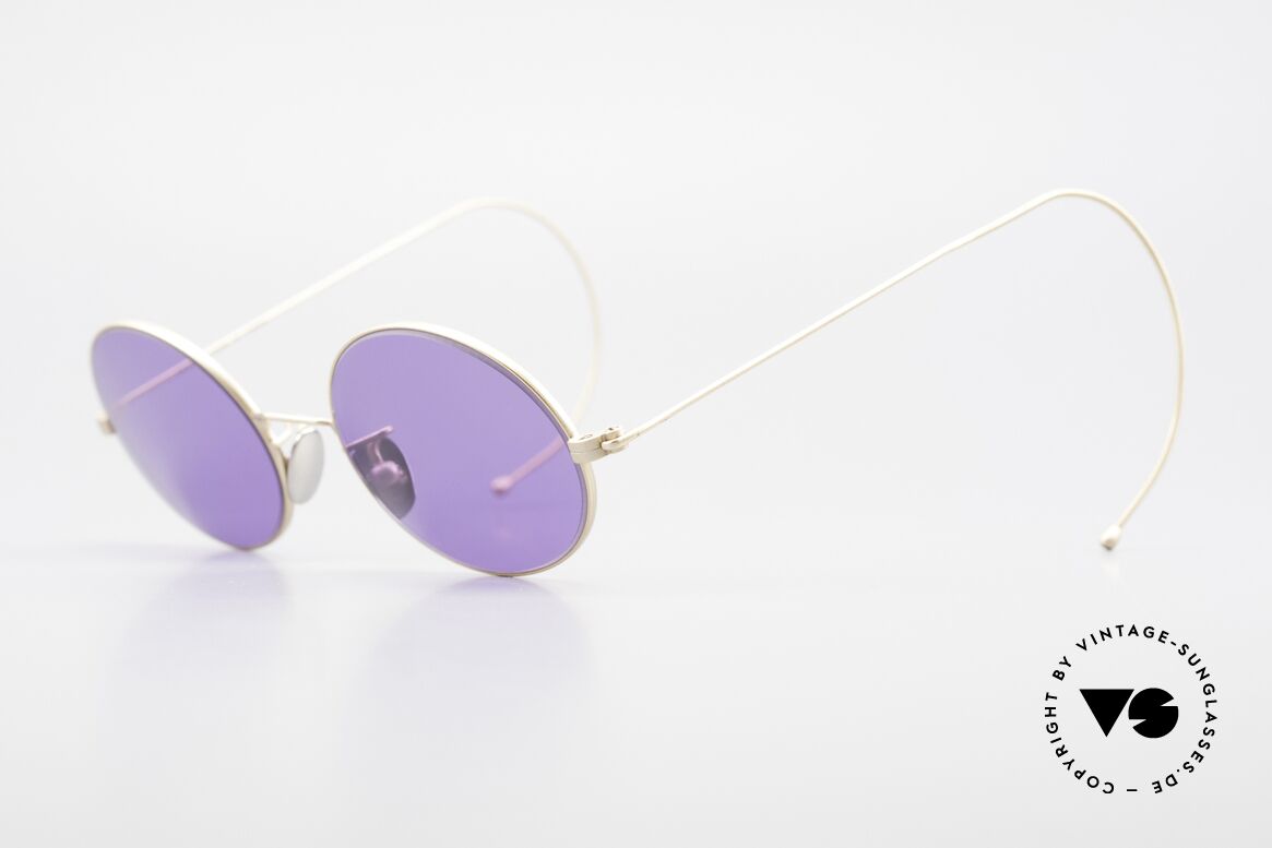 Cutler And Gross 0410 Oval Sunglasses Sports Temples, stylish & distinctive in absence of an ostentatious logo, Made for Men and Women