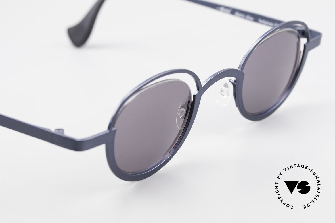 Theo Belgium Dozy Slim 90s Crazy Designer Sunglasses, unworn, one of a kind, Theo specs for all who dare, Made for Men and Women