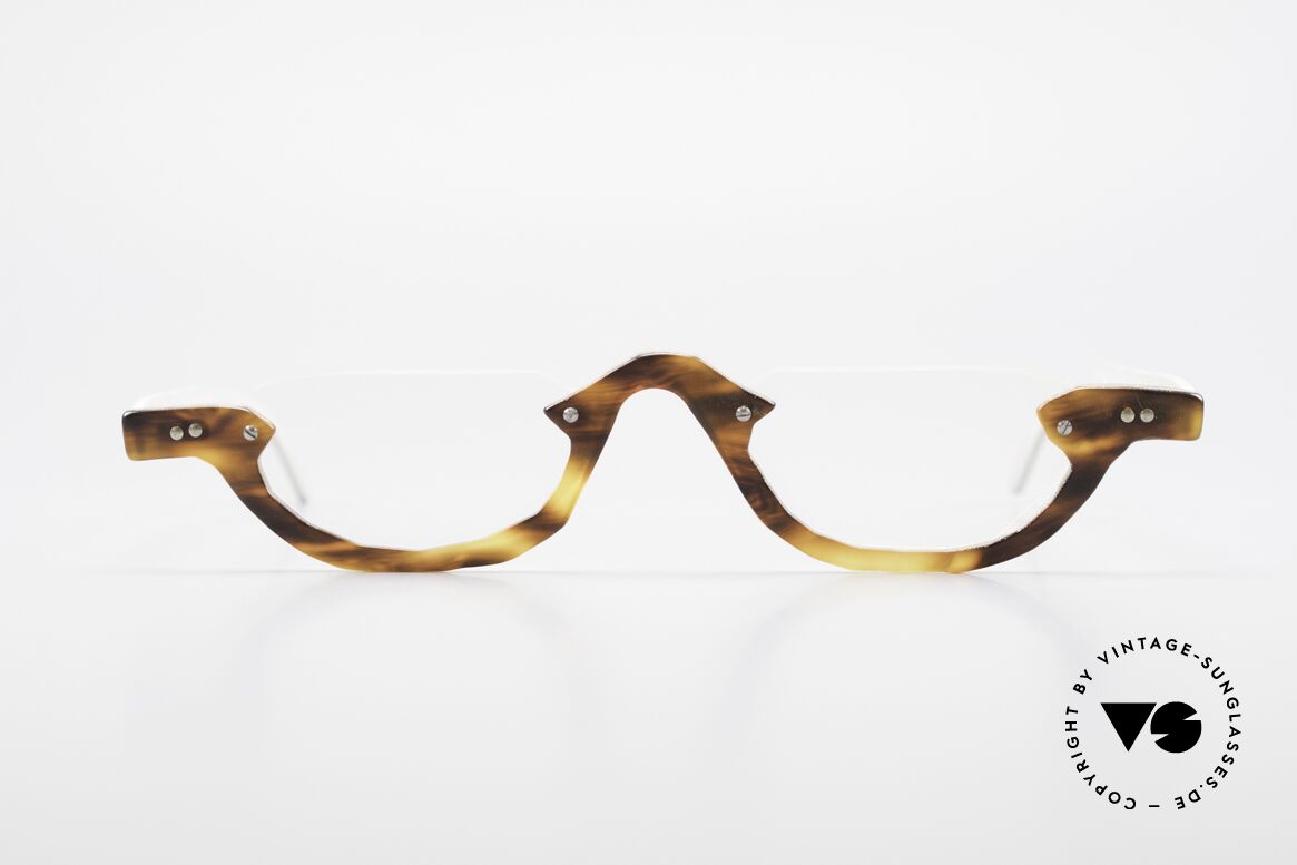 Theo Belgium Eye-Witness AE17 Crazy Reading Glasses Titanium, founded in 1989 as 'opposite pole' to the 'mainstream', Made for Men and Women