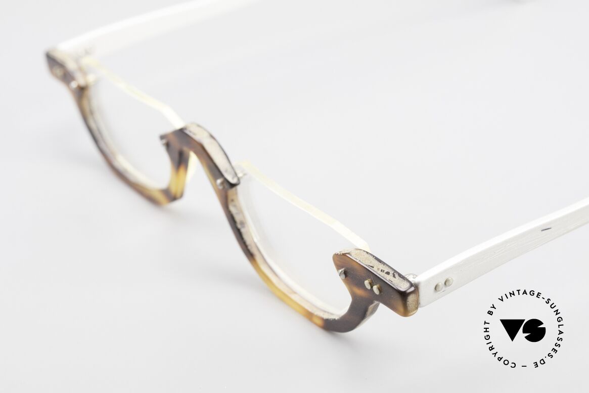 Theo Belgium Eye-Witness AE17 Crazy Reading Glasses Titanium, the fancy 'Eye-Witness' series was launched in May '95, Made for Men and Women
