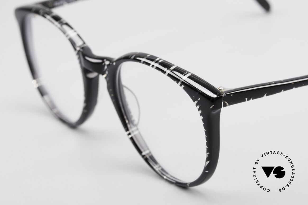 Alain Mikli 901 / 299 Panto Frame Black Crystal, never worn (like all our vintage Alain Mikli specs), Made for Men and Women