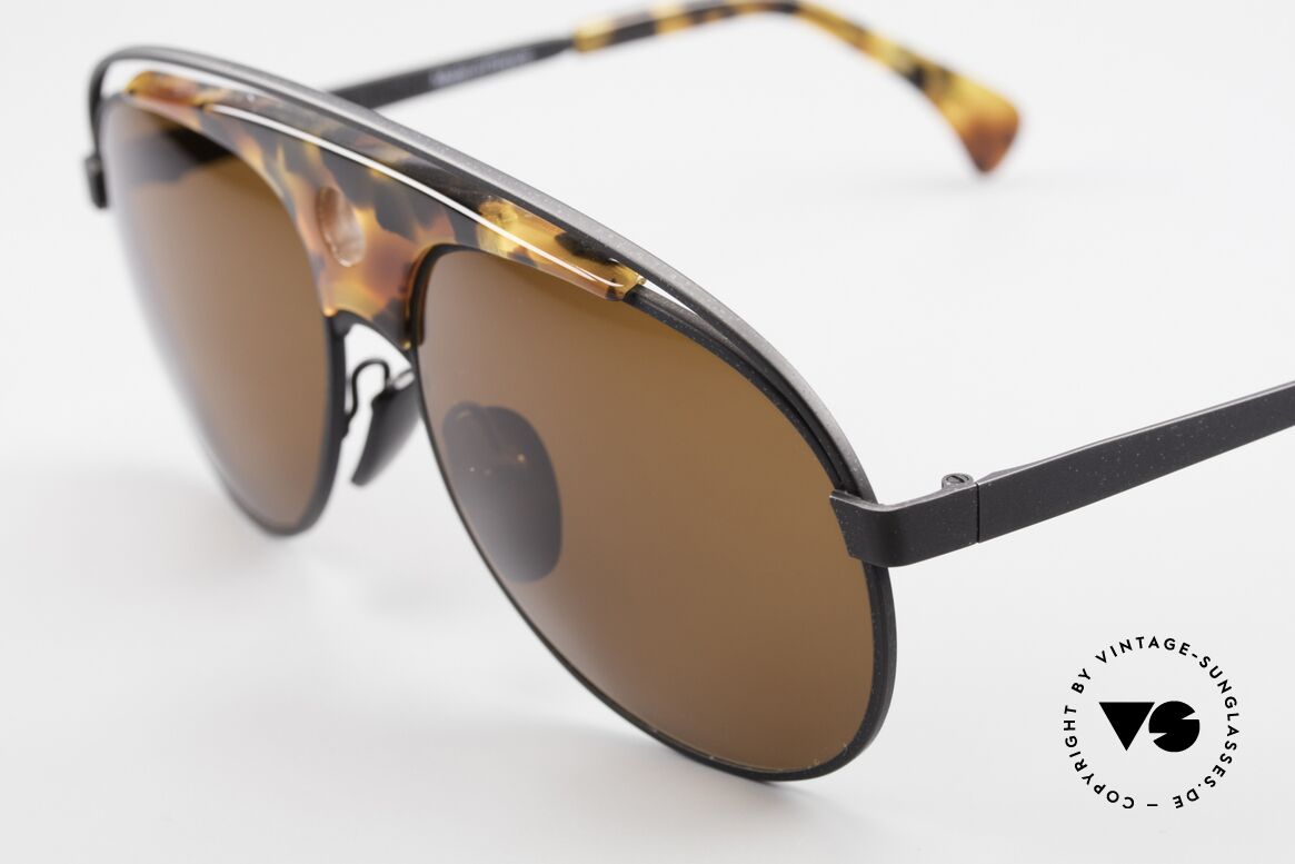 Alain Mikli 633 / 0013 Lenny Kravitz Sunglasses 80's, top craftsmanship (black frame with tortoise appliqué), Made for Men