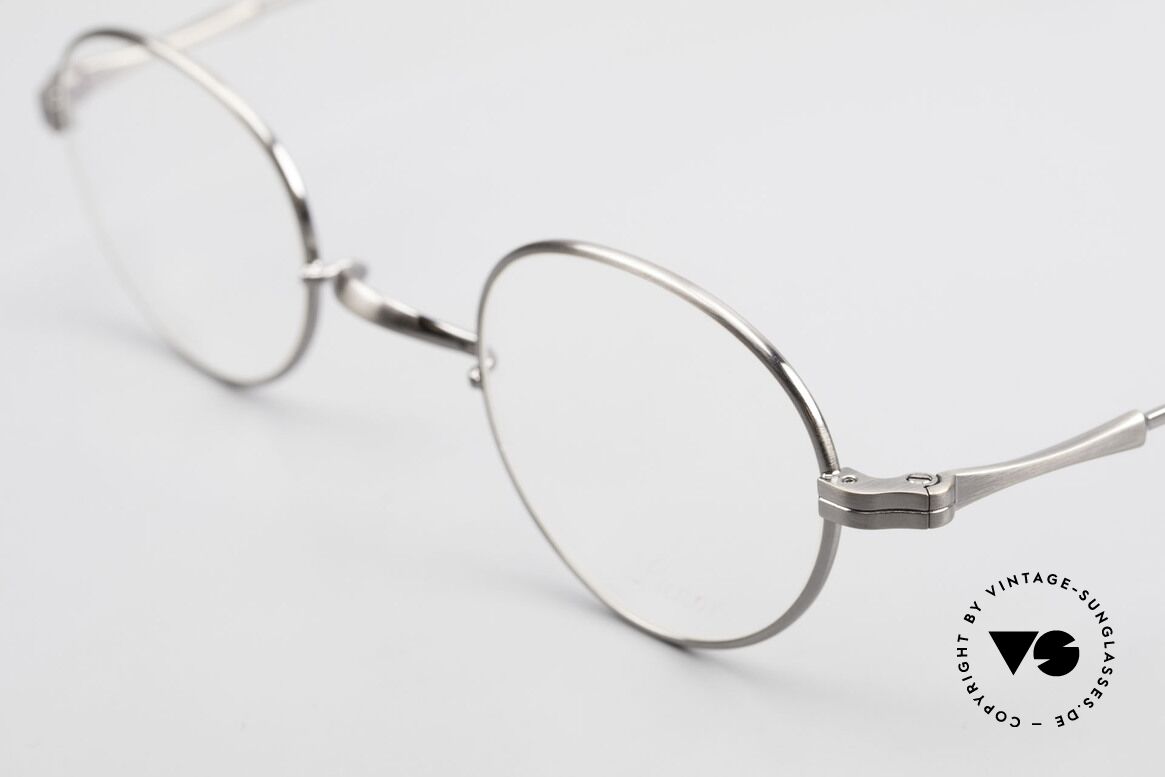 Lunor II 21 Metal Frame Anatomic Bridge, this is model II 21 in antique silver with anatomic bridge, Made for Men and Women