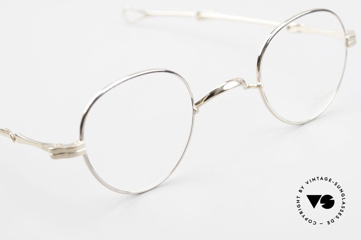 Lunor I 15 Telescopic Elton John Frame Lion King, couldn't be more appropriate (and stylish), Made for Men and Women
