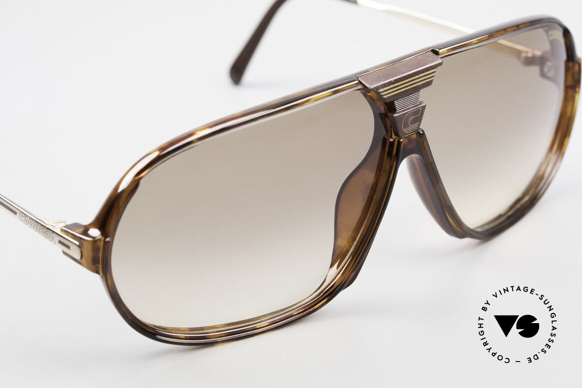 Carrera 5416 80's Shades Additional Lenses, a symbiosis of sport and fashionable lifestyle!, Made for Men