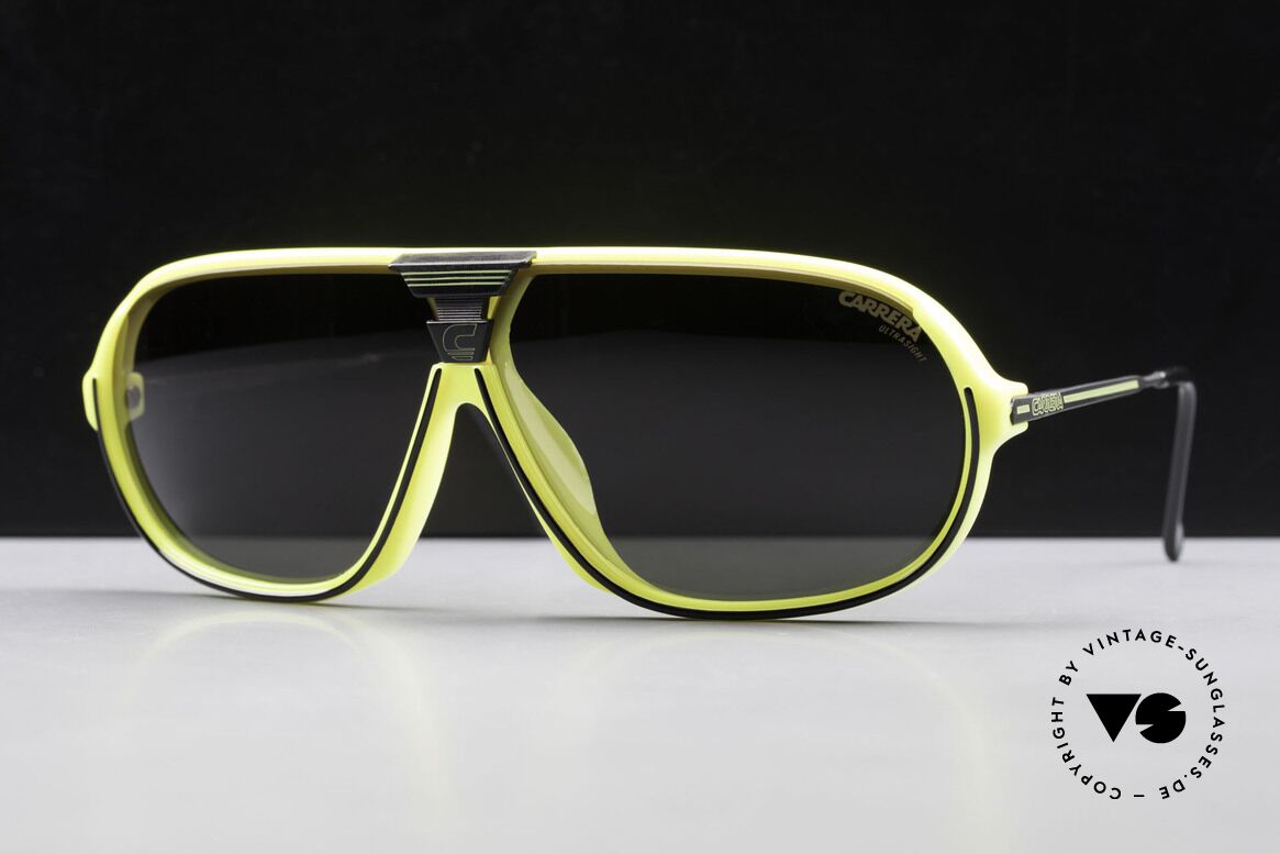 Carrera 5416 80's Shades Polarized Lenses, state-of-the-art lenses (2 sets) & with orig. case, Made for Men