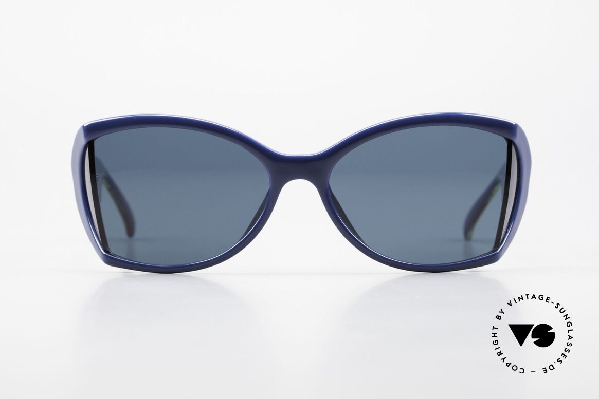 Christian Dior 2439 80's Ladies Sunglasses Mask, futuristic Christian Dior ladies sunglasses from 1989, Made for Women