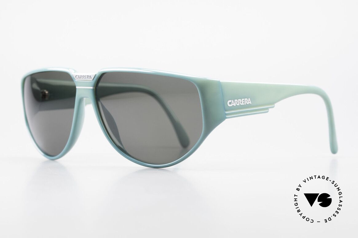 Carrera 5417 Vintage 80's Sports Sunglasses, massive frame with beamy temples; + Carrera case, Made for Men