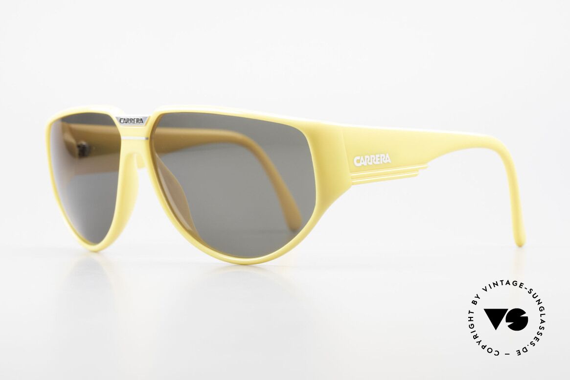 Carrera 5417 80's Vintage Sports Sunglasses, massive frame with beamy temples; + Carrera case, Made for Men