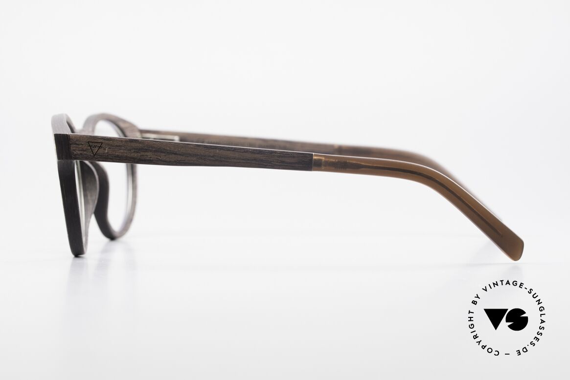 Kerbholz Friedrich Panto Wood Glasses Kingwood, every model (made from pure wood) looks individual, Made for Men and Women